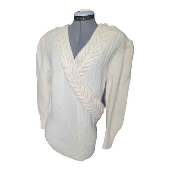 NWT Vintage Angora Wool 1980's V-Neck Sweater Size Small Cream Braided - Picture 4 of 10